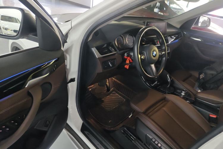 Used BMW X1 2020 sDrive20Li Premium Edition Driver Seat
