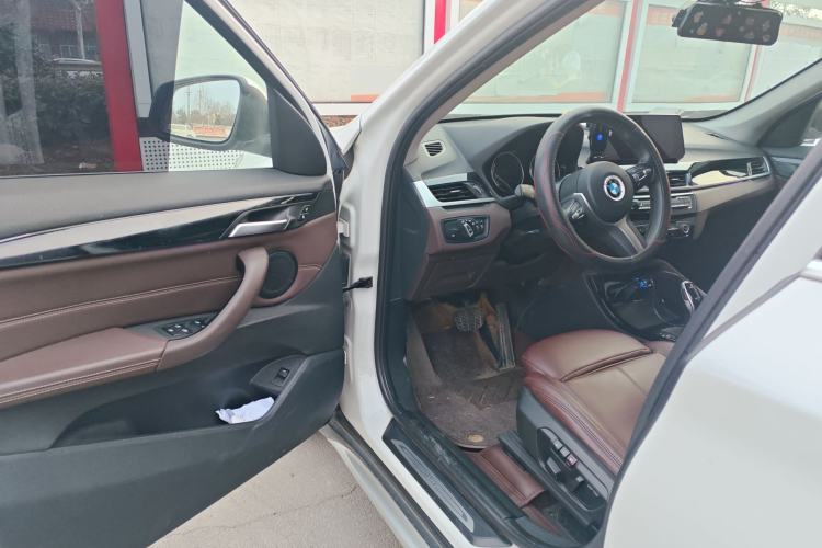 Used BMW X1 2020 sDrive20Li Premium Edition Driver Seat