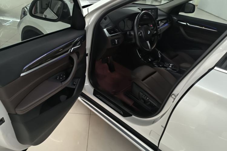 Used BMW X1 2020 xDrive25Li Luxury Edition Driver Seat