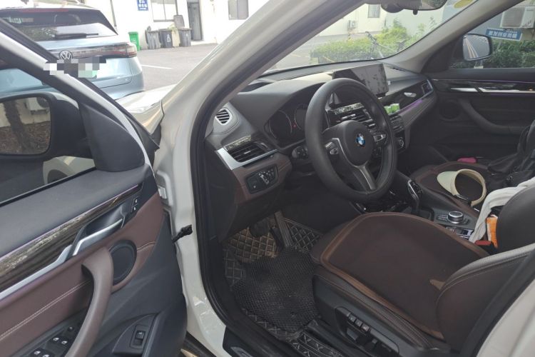 Used BMW X1 2020 xDrive25Li Luxury Edition Driver Seat