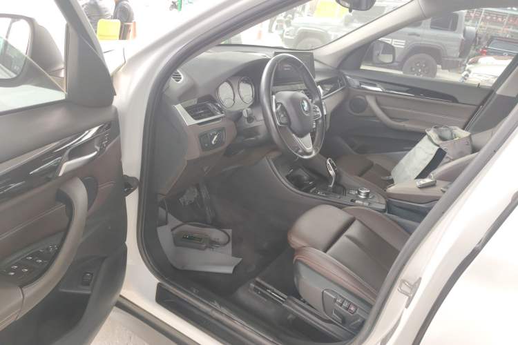 Used BMW X1 2020 sDrive25Li Leading Model Driver Seat