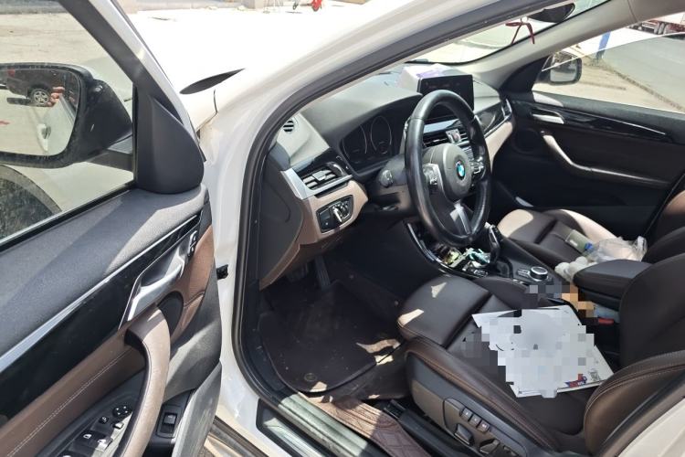 Used BMW X1 2020 sDrive20Li Premium Edition Driver Seat