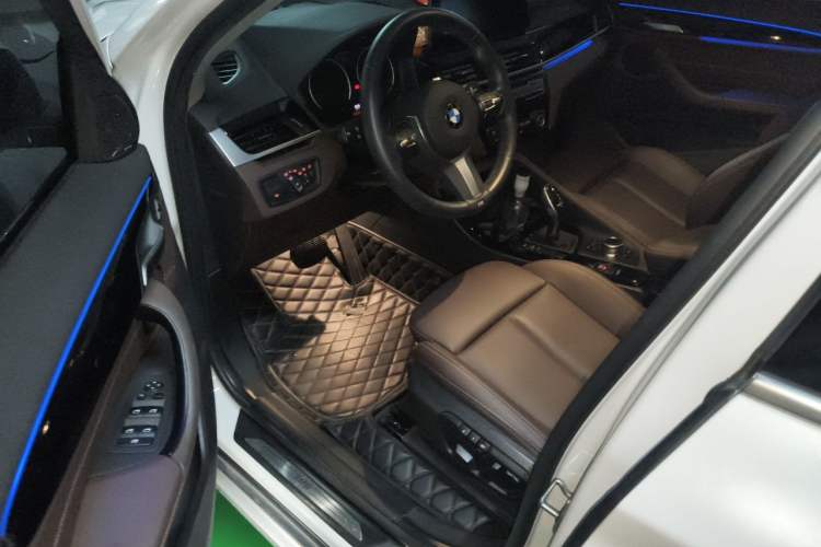 Used BMW X1 2020 sDrive20Li Premium Edition Driver Seat