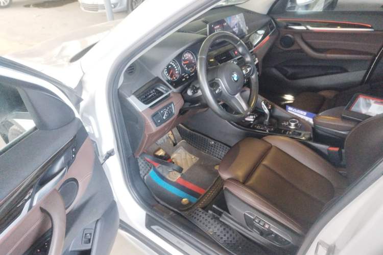 Used BMW X1 2020 xDrive25Li Luxury Edition Driver Seat