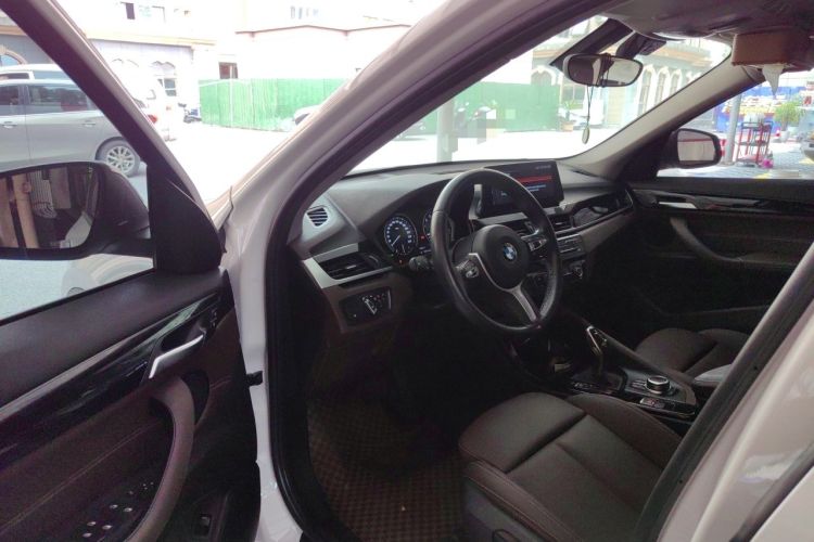 Used BMW X1 2020 sDrive20Li Premium Edition Driver Seat