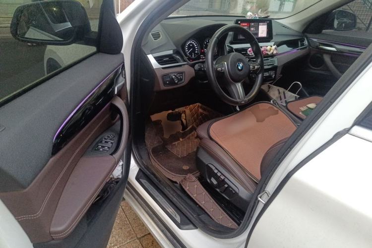 Used BMW X1 2020 sDrive20Li Premium Edition Driver Seat