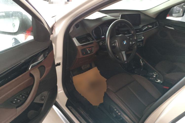 Used BMW X1 2020 sDrive20Li Premium Edition Driver Seat
