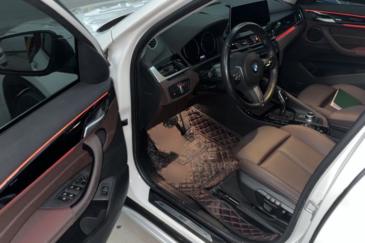 Used BMW X1 2020 sDrive20Li Premium Edition Driver Seat