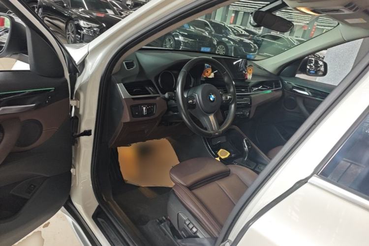 Used BMW X1 2020 sDrive20Li Premium Edition Driver Seat