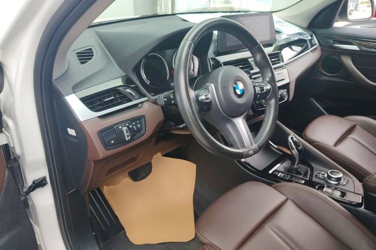 Used BMW X1 2020 sDrive20Li Premium Edition Driver Seat