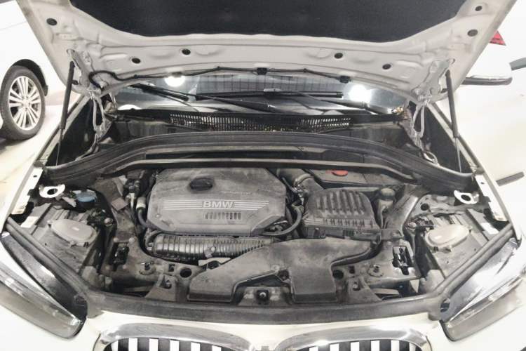Used BMW X1 2020 sDrive25Li Leading Model Engine Bay