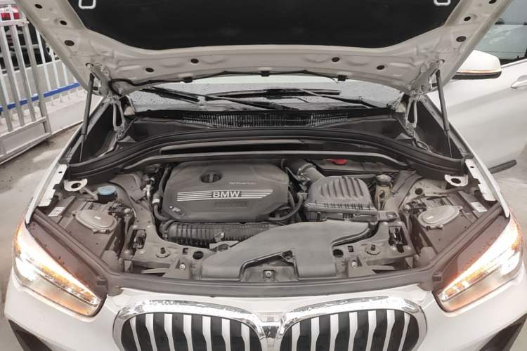 Used BMW X1 2020 sDrive25Li Leading Model Engine Bay