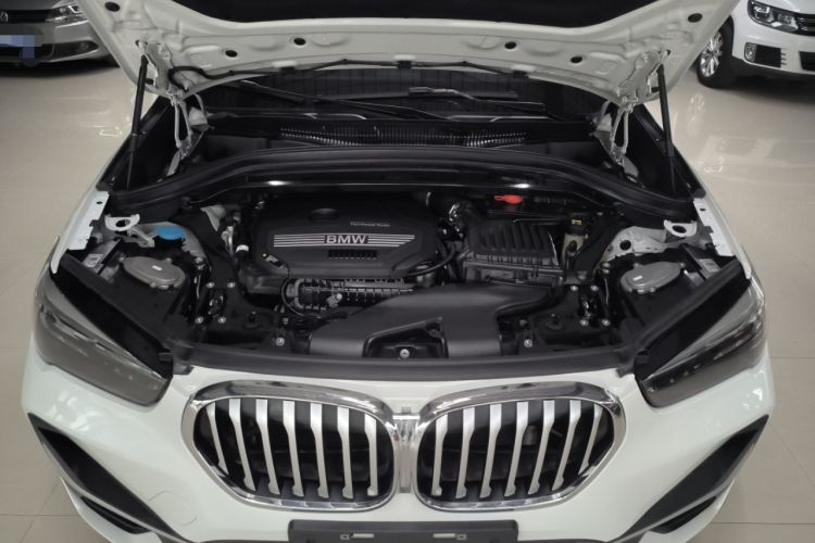 Used BMW X1 2020 sDrive20Li Premium Edition Engine Bay