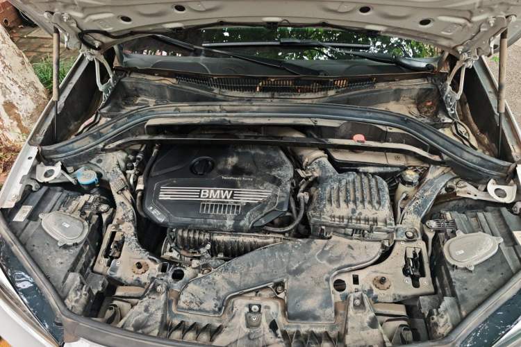 Used BMW X1 2020 sDrive20Li Fashion Model Engine Bay
