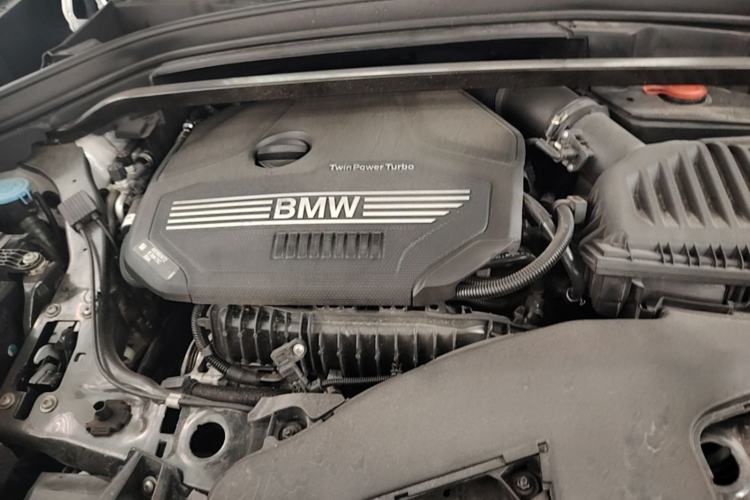 Used BMW X1 2020 sDrive20Li Fashion Model Engine Bay