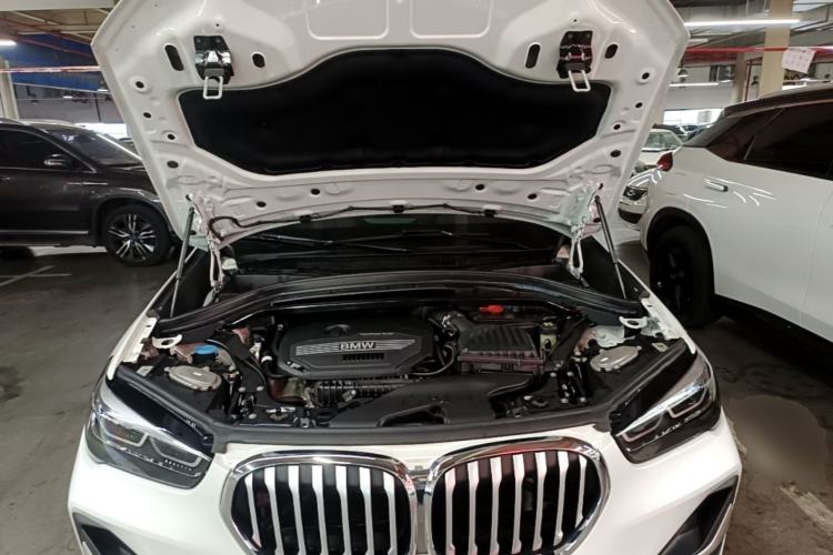 Used BMW X1 2020 sDrive20Li Fashion Model Engine Bay