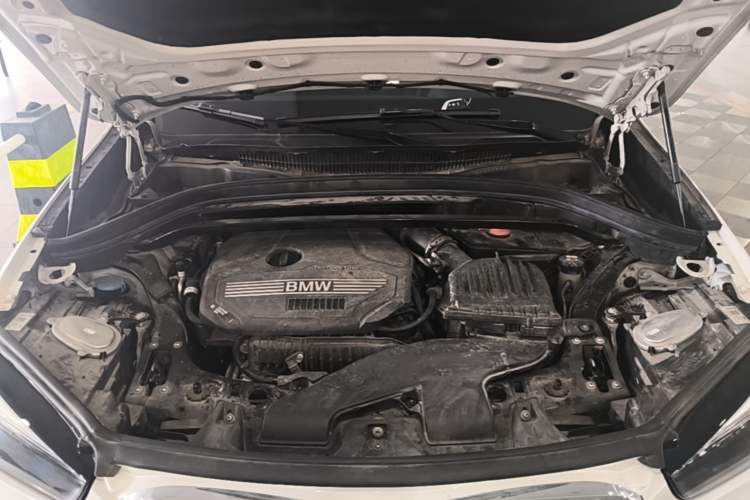 Used BMW X1 2020 sDrive20Li Fashion Model Engine Bay