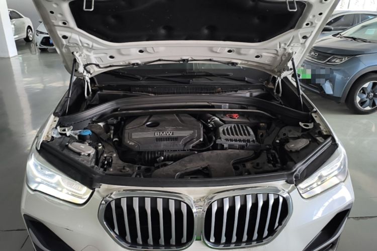 Used BMW X1 2020 sDrive20Li Premium Edition Engine Bay