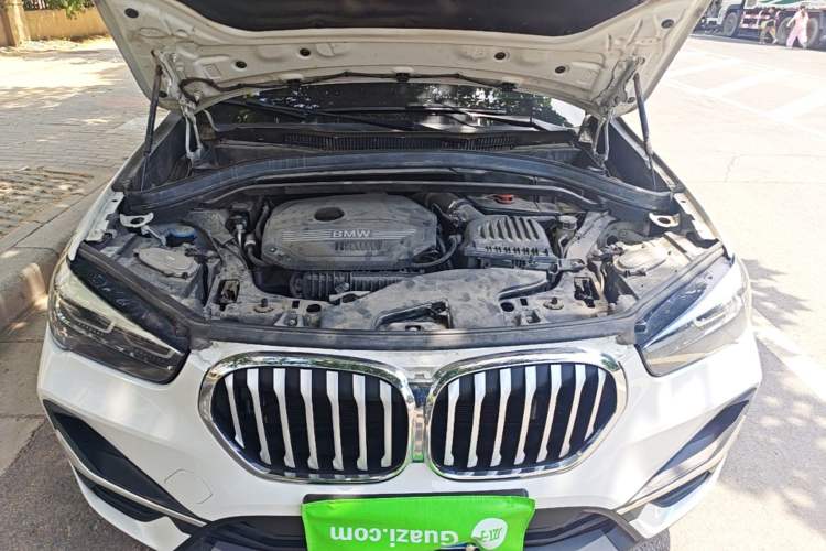 Used BMW X1 2020 sDrive20Li Fashion Model Engine Bay