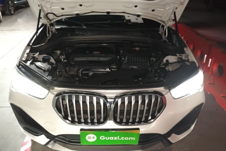Used BMW X1 2020 sDrive20Li Fashion Model Engine Bay