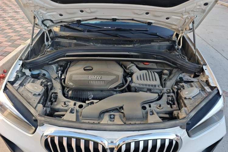 Used BMW X1 2020 sDrive25Li Leading Model Engine Bay