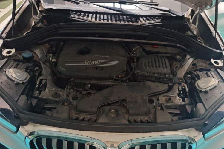 Used BMW X1 2020 sDrive20Li Premium Edition Engine Bay