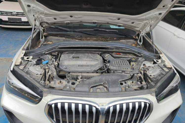 Used BMW X1 2020 sDrive20Li Fashion Model Engine Bay