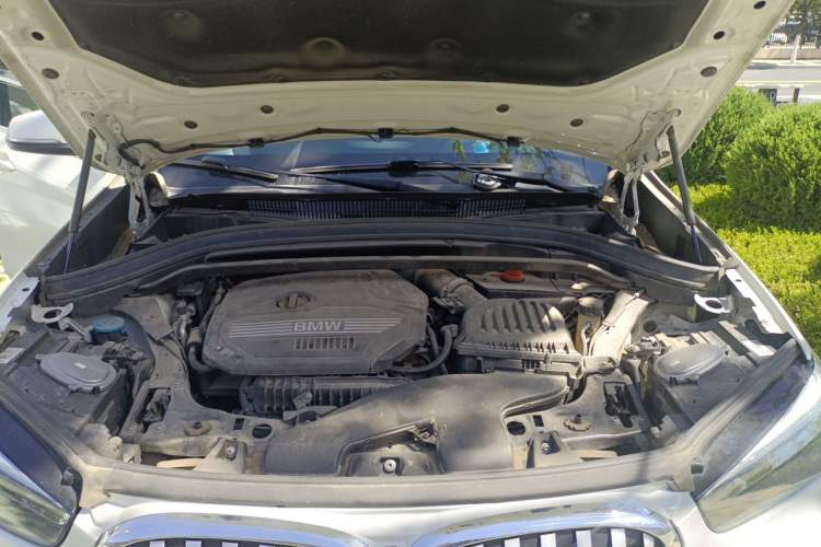 Used BMW X1 2020 sDrive20Li Fashion Model Engine Bay