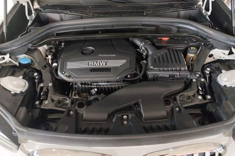 Used BMW X1 2020 sDrive20Li Premium Edition Engine Bay