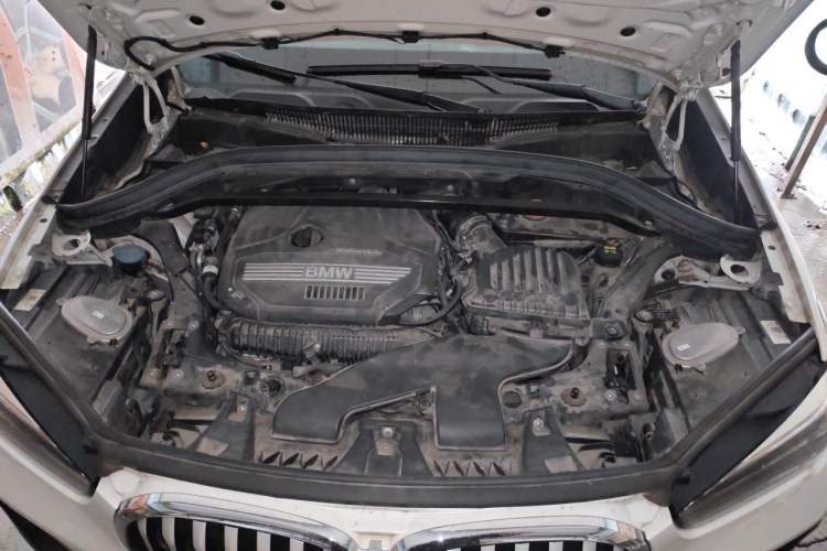 Used BMW X1 2020 sDrive25Li Leading Model Engine Bay