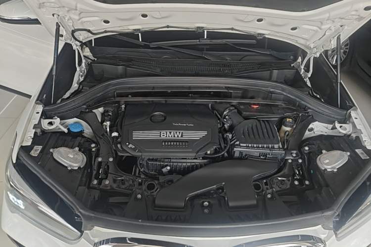 Used BMW X1 2020 sDrive20Li Premium Edition Engine Bay