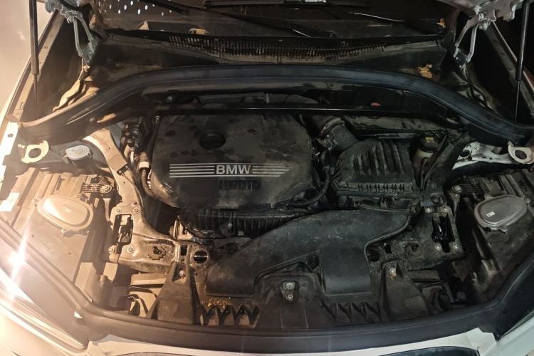 Used BMW X1 2020 sDrive20Li Fashion Model Engine Bay