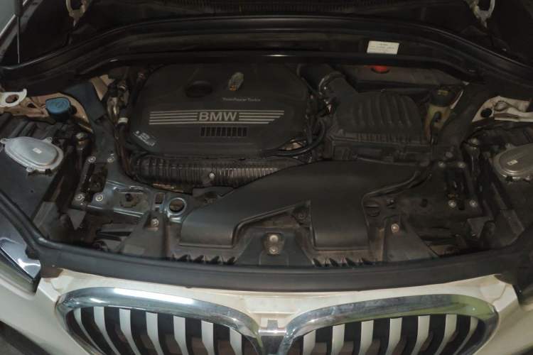 Used BMW X1 2020 sDrive25Li Leading Model Engine Bay