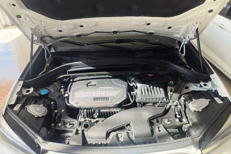 Used BMW X1 2020 sDrive20Li Fashion Model Engine Bay