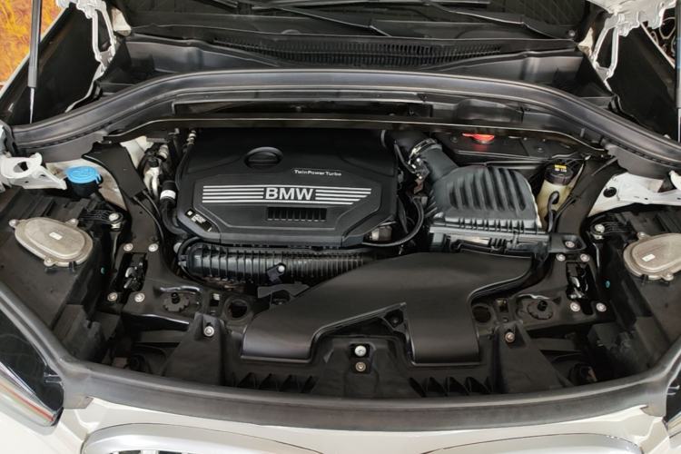 Used BMW X1 2020 sDrive25Li Leading Model Engine Bay