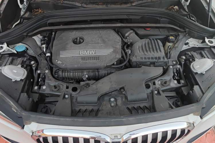Used BMW X1 2020 sDrive25Li Leading Model Engine Bay