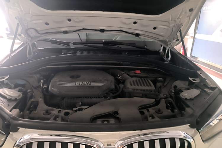 Used BMW X1 2020 sDrive20Li Premium Edition Engine Bay