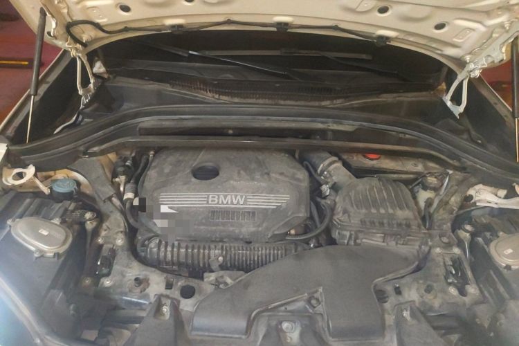Used BMW X1 2020 sDrive25Li Leading Model Engine Bay