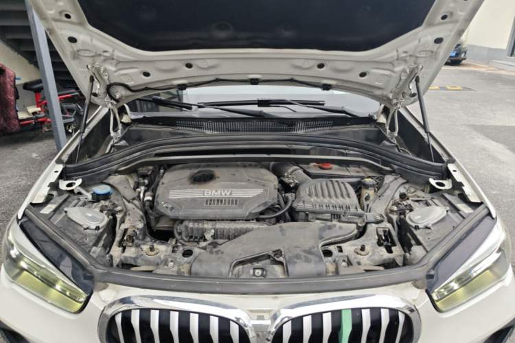 Used BMW X1 2020 sDrive20Li Premium Edition Engine Bay