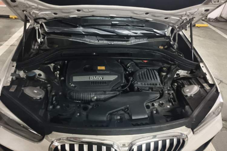 Used BMW X1 2020 xDrive25Li Luxury Edition Engine Bay