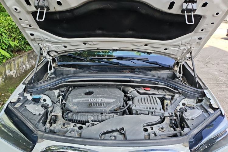 Used BMW X1 2020 xDrive25Li Luxury Edition Engine Bay
