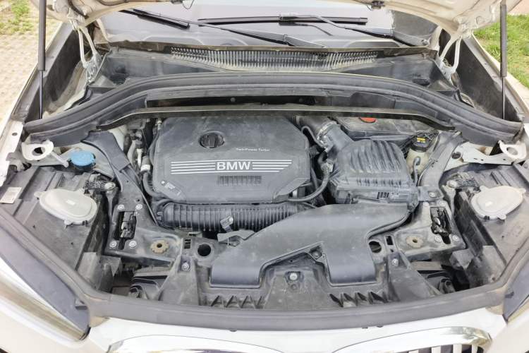 Used BMW X1 2020 sDrive25Li Leading Model Engine Bay