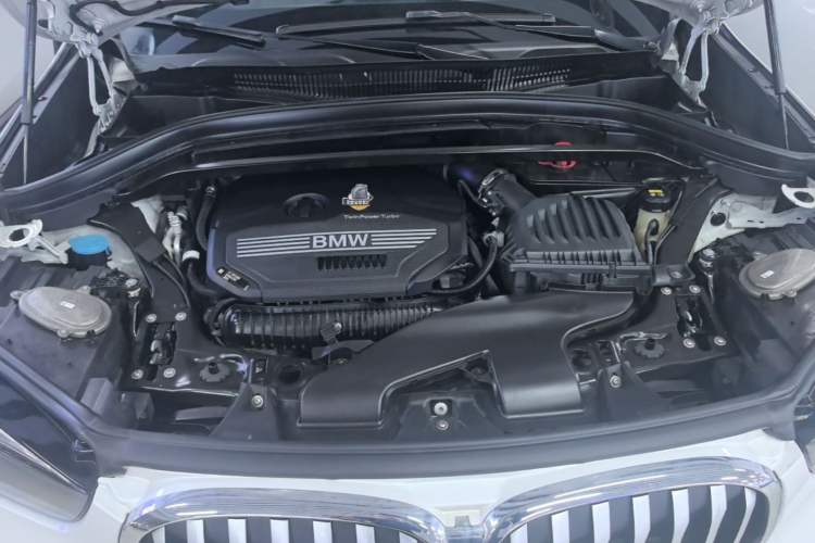 Used BMW X1 2020 xDrive25Li Luxury Edition Engine Bay