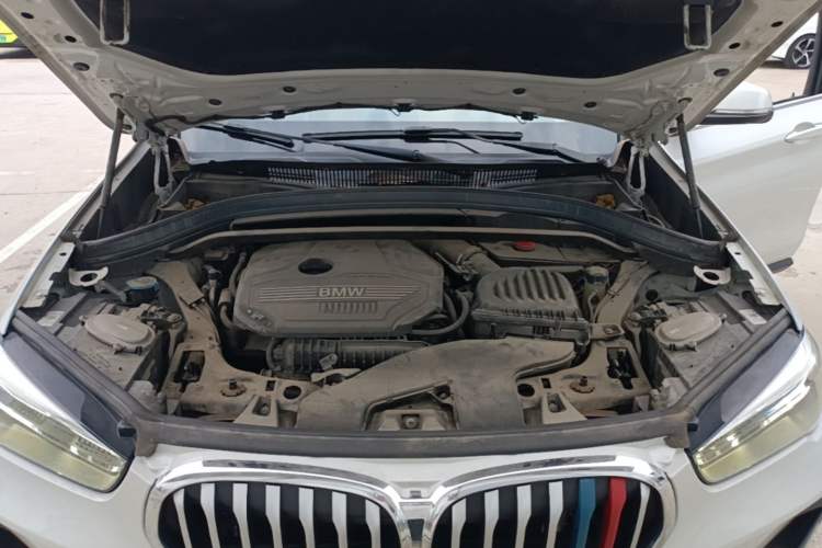 Used BMW X1 2020 sDrive20Li Fashion Model Engine Bay