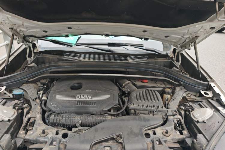 Used BMW X1 2020 sDrive25Li Leading Model Engine Bay
