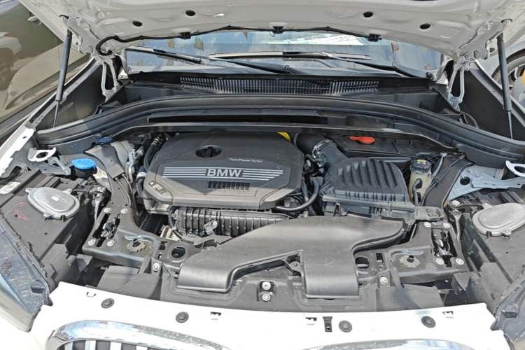 Used BMW X1 2020 sDrive20Li Premium Edition Engine Bay