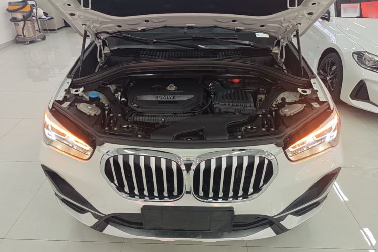Used BMW X1 2020 xDrive25Li Luxury Edition Engine Bay