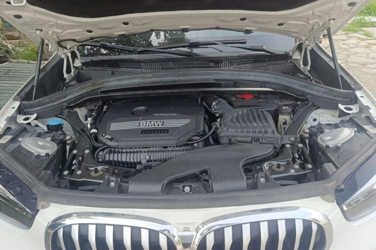 Used BMW X1 2020 sDrive25Li Leading Model Engine Bay