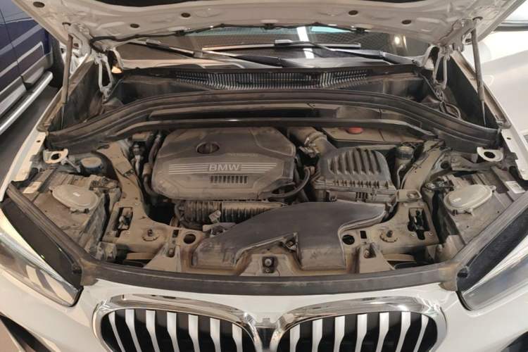 Used BMW X1 2020 sDrive20Li Premium Edition Engine Bay