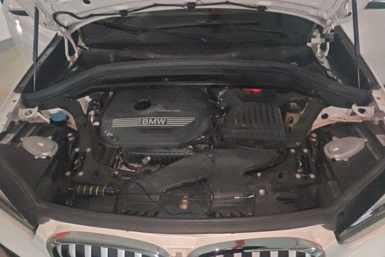 Used BMW X1 2020 sDrive20Li Fashion Model Engine Bay
